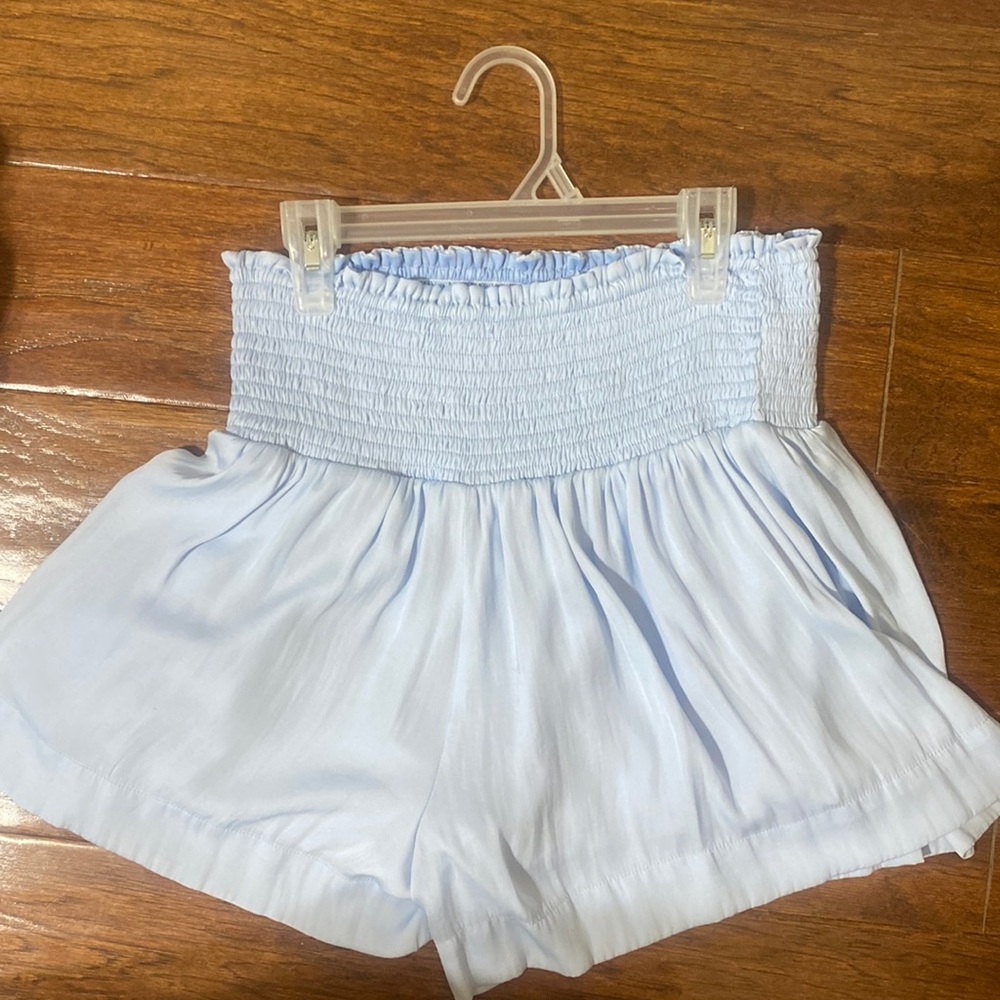 Light blue shorts/skirt
